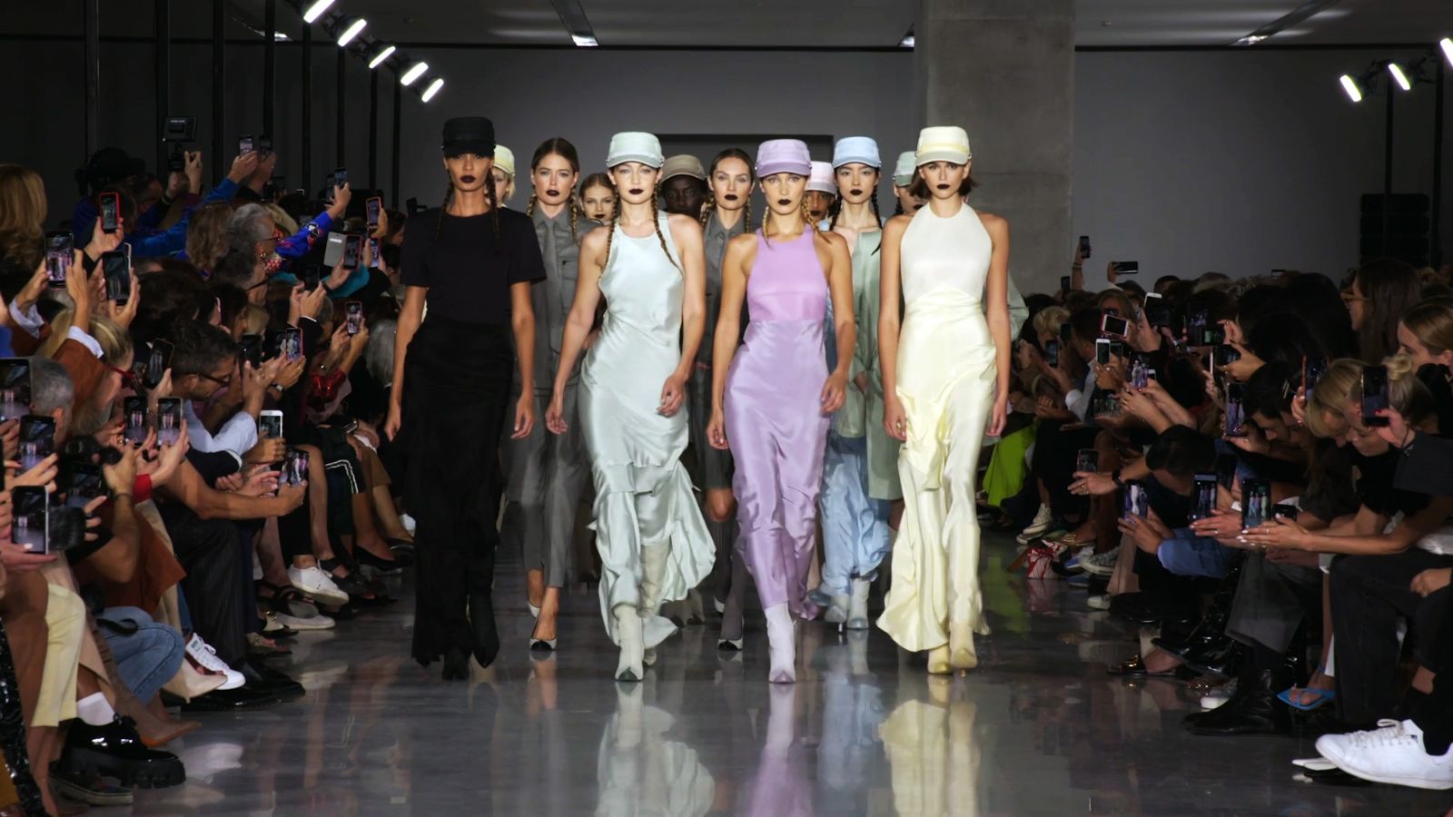 Runway Show: Max Mara Spring Summer 2020